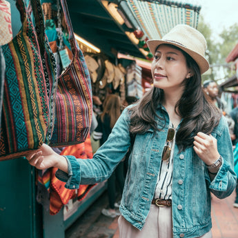 Know the Local Etiquette: When in Rome (or Sydney)